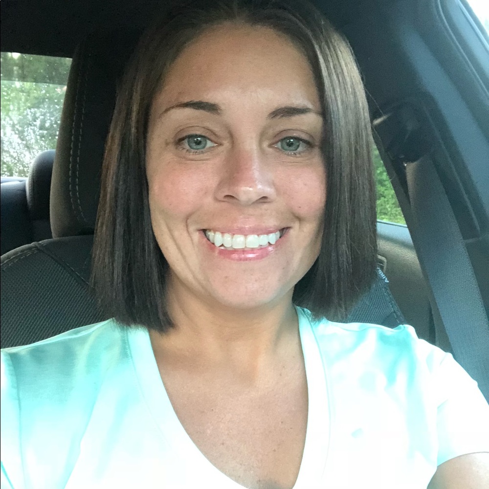 Meet your Posher, Traci